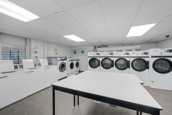 Game Room, Interior, Recessed Lighting, Washer