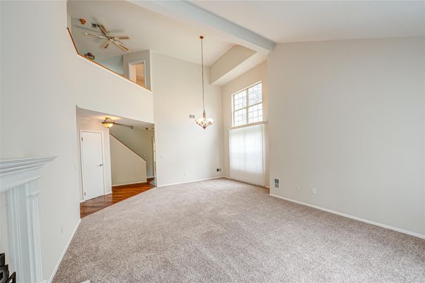Chandelier, Empty room, Interior, Pendant Lights, Wood Texture Flooring