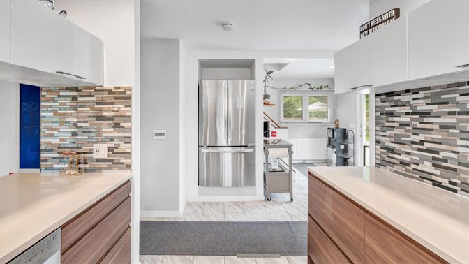 Interior, Kitchen, Marble, Recessed Lighting, Stainless Steel Appliances