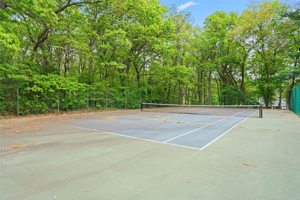 Exterior, Tennis Courts