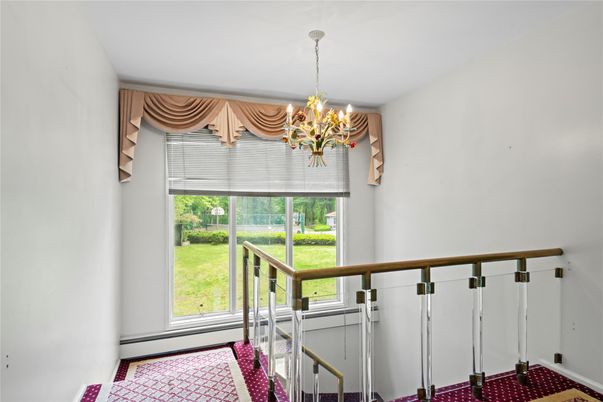 Chandelier, Interior