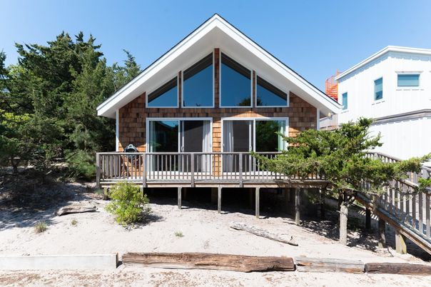 Exterior, Facade, A Frame