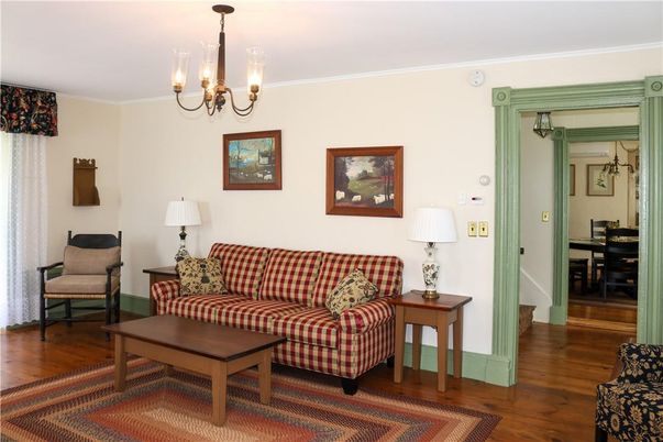Chandelier, Interior, Wood Texture Flooring