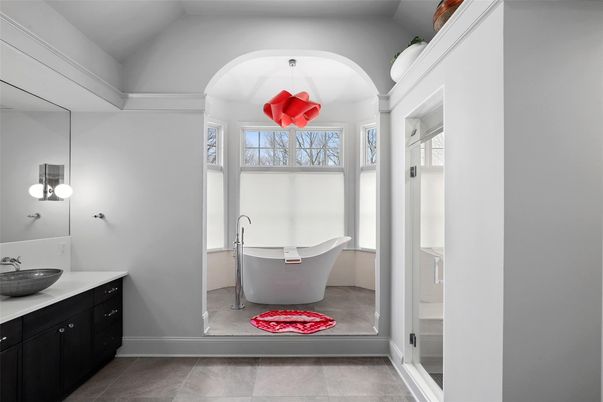 Bathroom, Free Standing Baths, Interior