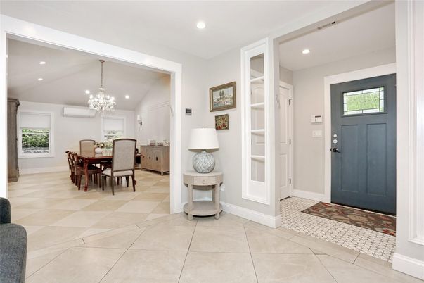 Chandelier, Dining room, Interior, Recessed Lighting