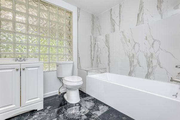 Bathroom, Interior, Marble, Marble Walls