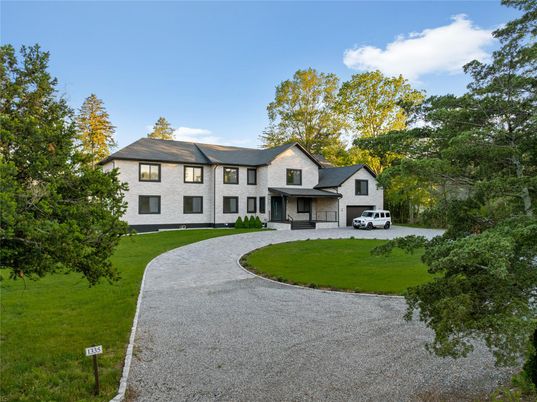 Backyard, Exterior, Facade, French Provincial