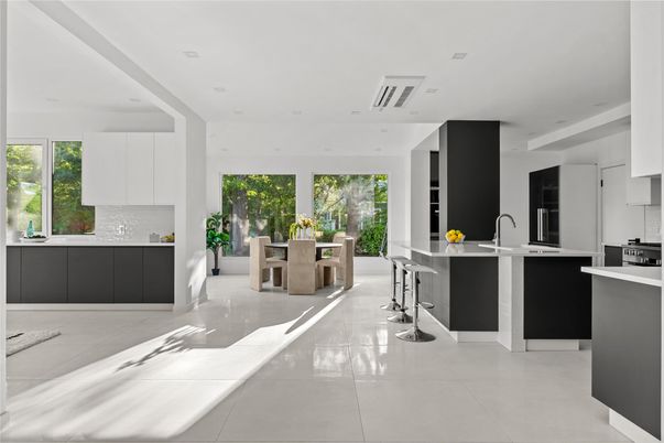 Dining room, Interior, Kitchen, Recessed Lighting, Stainless Steel Appliances