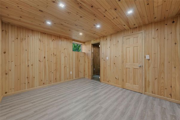 Empty room, Interior, Recessed Lighting, Wooden Ceilings, Wood Texture Flooring, Wooden Walls