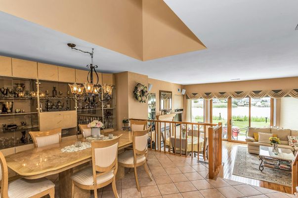 Chandelier, Dining room, Interior, Kitchen, Living room