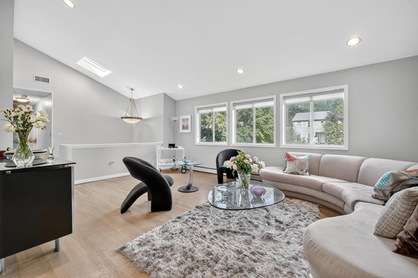 Interior, Living room, Pendant Lights, Recessed Lighting, Wood Texture Flooring