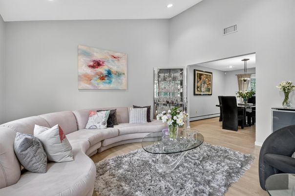 Dining room, Interior, Living room, Pendant Lights, Recessed Lighting, Wood Texture Flooring