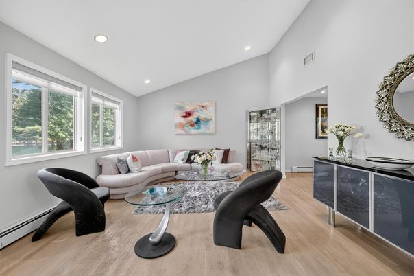 Interior, Living room, Recessed Lighting, Wood Texture Flooring