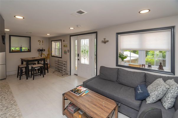 Dining room, Interior, Living room, Recessed Lighting