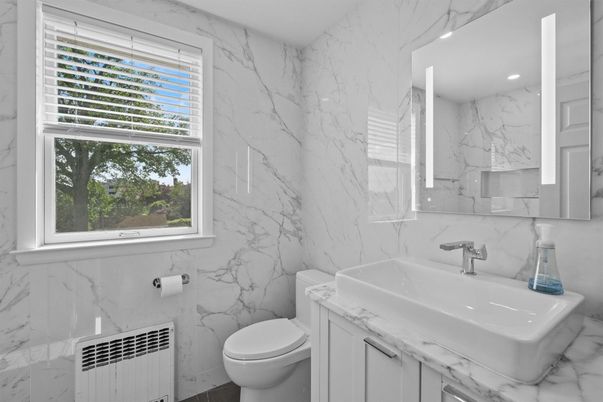 Bathroom, Interior, Marble Walls, Recessed Lighting