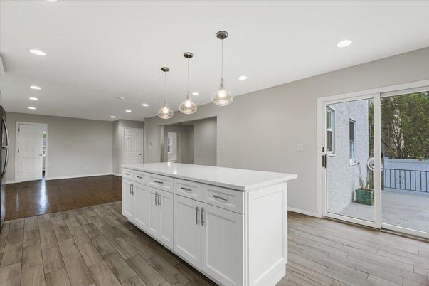 Interior, Kitchen, Pendant Lights, Recessed Lighting, Wood Texture Flooring