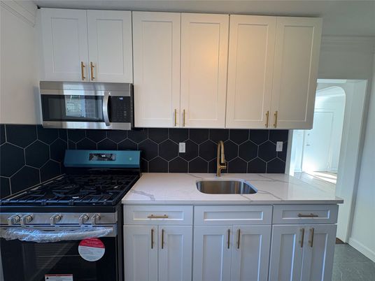 Interior, Kitchen, Stainless Steel Appliances