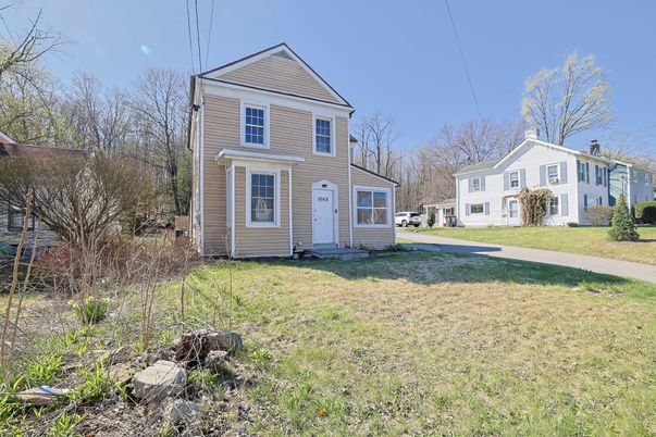 Backyard, Detached Garage, Exterior