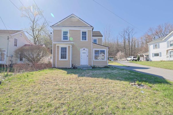 Backyard, Exterior, Facade, Georgian