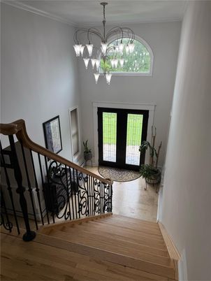 Chandelier, Interior, Wood Texture Flooring