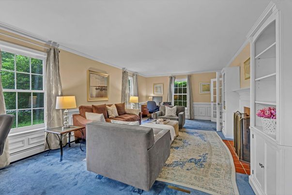 Fireplace, Interior, Living room