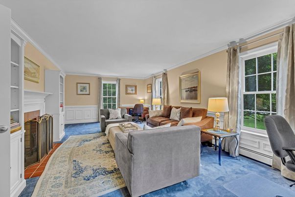 Fireplace, Interior, Living room