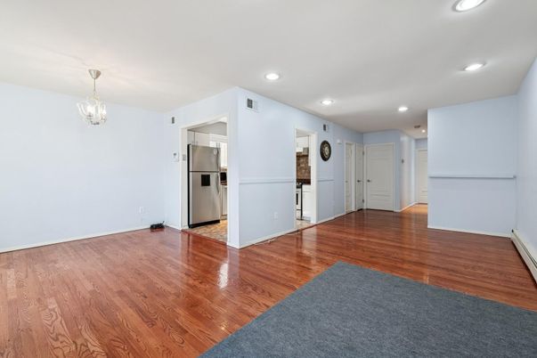 Chandelier, Empty room, Interior, Recessed Lighting, Wood Texture Flooring