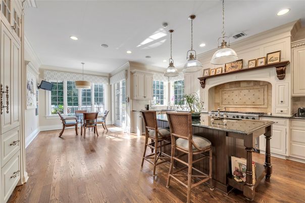 Dining room, Interior, Kitchen, Pendant Lights, Recessed Lighting, Wood Texture Flooring