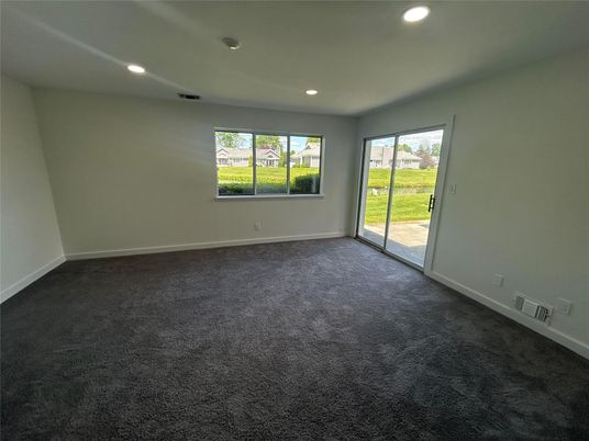 Empty room, Interior, Recessed Lighting
