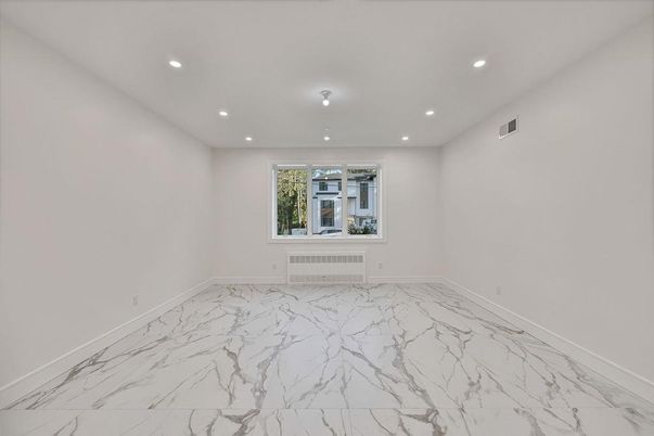 Empty room, Interior, Marble, Recessed Lighting