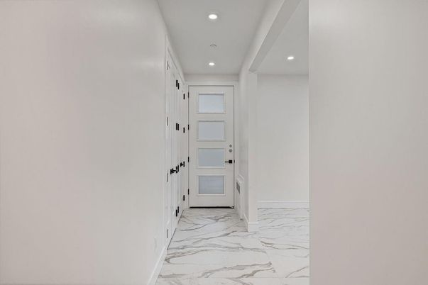 Interior, Marble, Recessed Lighting