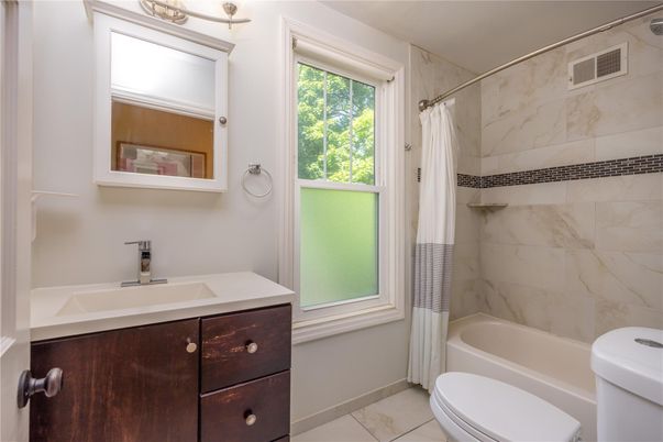 Bathroom, Interior, Marble Walls