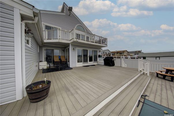 Exterior, Water