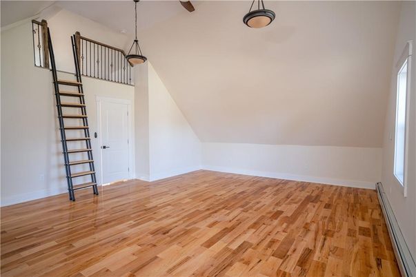 Empty room, Interior, Pendant Lights, Wood Texture Flooring
