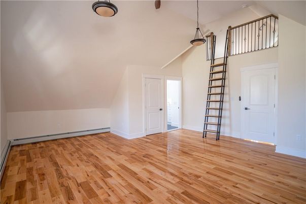 Empty room, Interior, Pendant Lights, Wood Texture Flooring