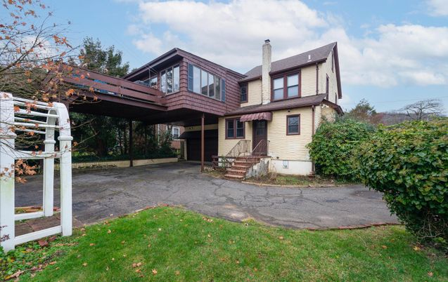 Backyard, Exterior, Facade, Tudor Revival
