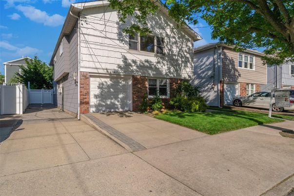 Attached, Exterior, Facade, Brick Facade, Tudor Revival