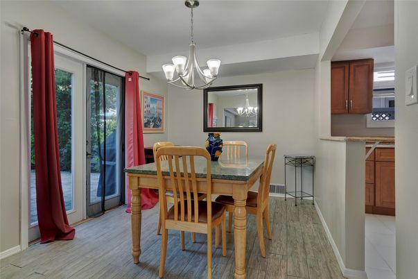 Chandelier, Dining room, Interior