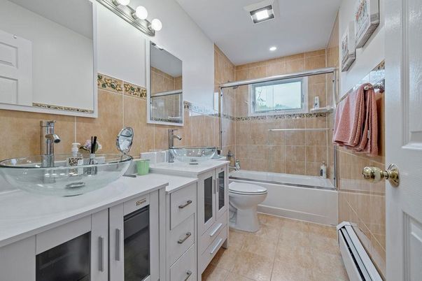 Bathroom, Dual Sink Vanities, Glass Shower, Interior, Recessed Lighting