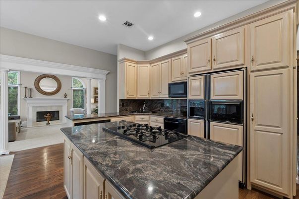Fireplace, Interior, Kitchen, Recessed Lighting, Wood Texture Flooring