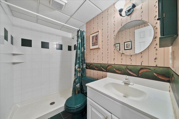 Bathroom, Interior