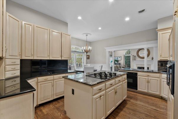 Chandelier, Dining room, Interior, Kitchen, Recessed Lighting, Wood Texture Flooring