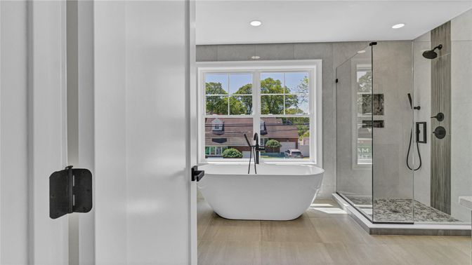 Bathroom, Free Standing Baths, Glass Shower, Interior, Recessed Lighting