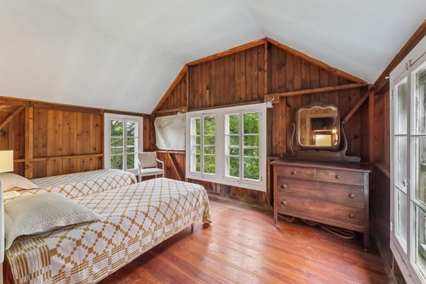 Bedroom, Interior, Wood Texture Flooring, Wooden Walls