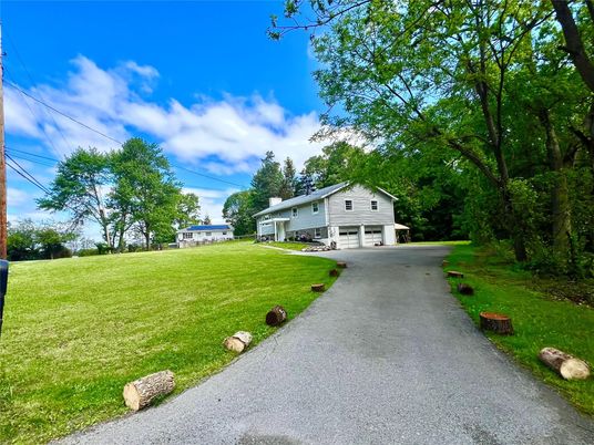 Backyard, Detached Garage, Exterior
