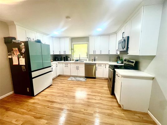 Interior, Kitchen, Recessed Lighting, Wood Texture Flooring