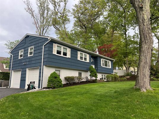 Attached, Exterior, Facade, Raised Ranch
