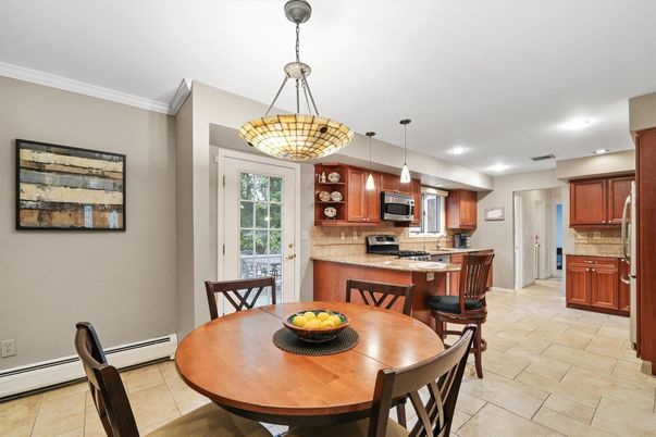 Dining room, Interior, Kitchen, Pendant Lights, Recessed Lighting