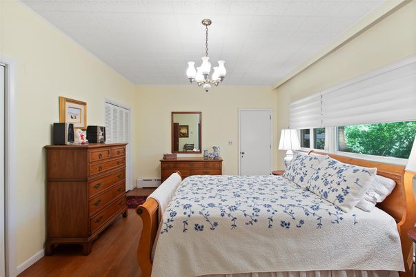 Bedroom, Chandelier, Interior, Pendant Lights, Wood Texture Flooring