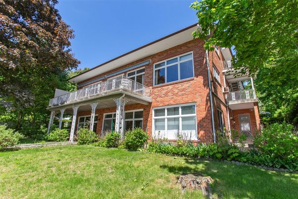 Exterior, Facade, Brick Facade, Rowhouse